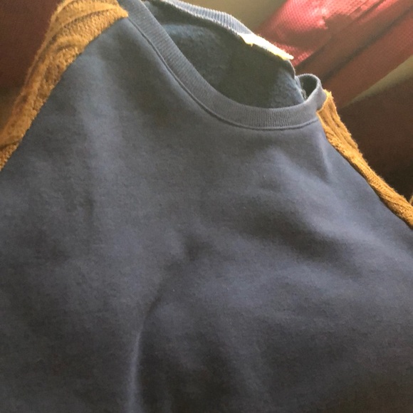 Hummingbird sweater - Picture 6 of 6